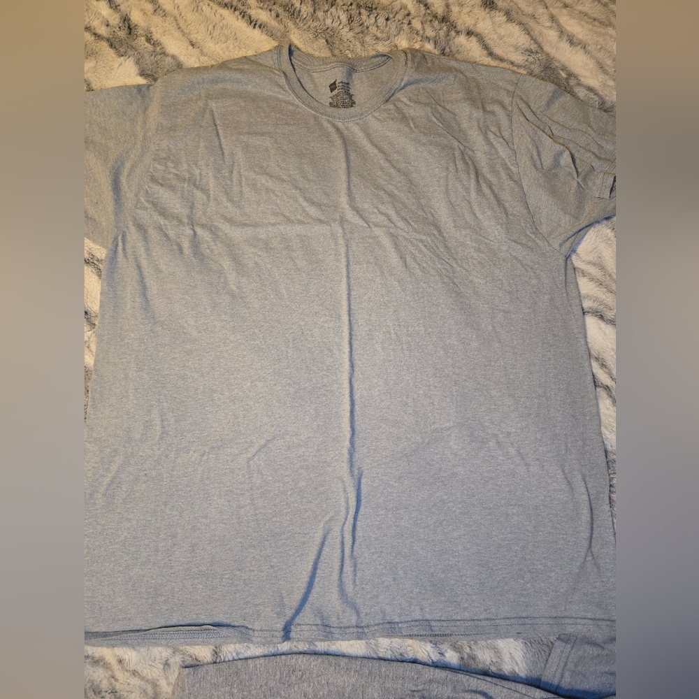 Assorted tee-shirts